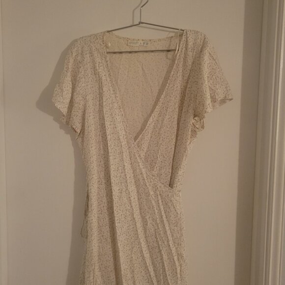 Wrap dress - Picture 1 of 2